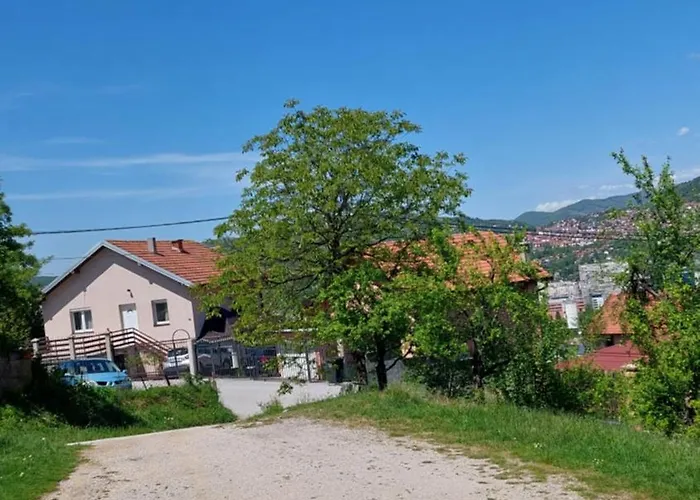 度假居 House Above *